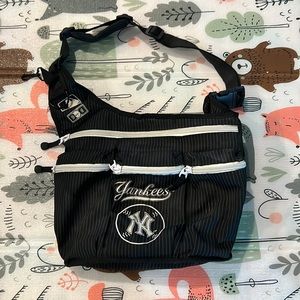 Diaper Dad MLB New York Yankees diaper bag